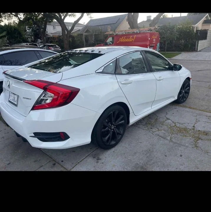 2021 Honda Civic 10th Gen - Image 6 of 6