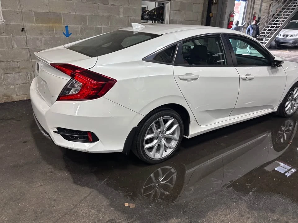 2021 Honda Civic 10th Gen - Image 2 of 7