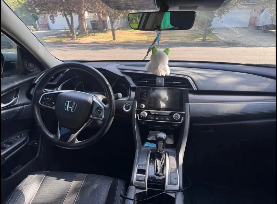 2021 Honda Civic 10th Gen - Image 7 of 12