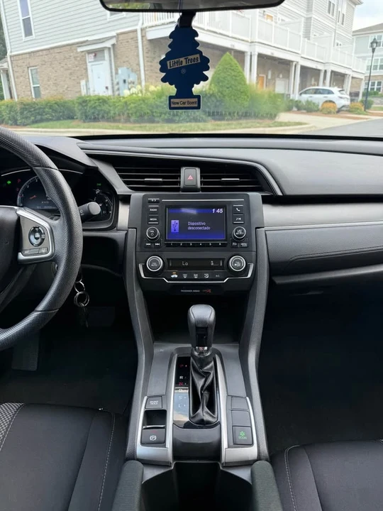 2021 Honda Civic 10th Gen - Image 5 of 7