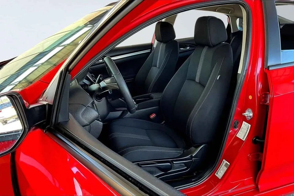 2021 Honda Civic 10th Gen - Image 11 of 16