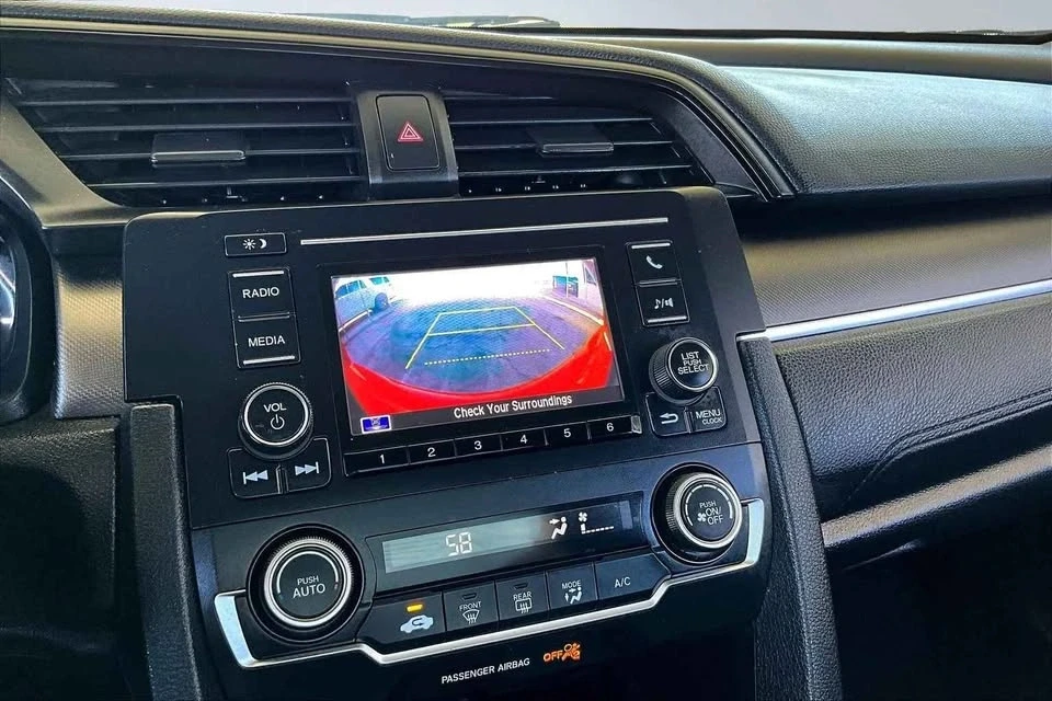 2021 Honda Civic 10th Gen - Image 9 of 16
