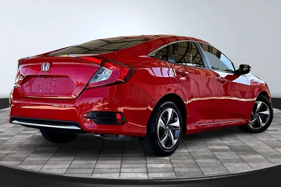2021 Honda Civic 10th Gen - Image 5 of 16