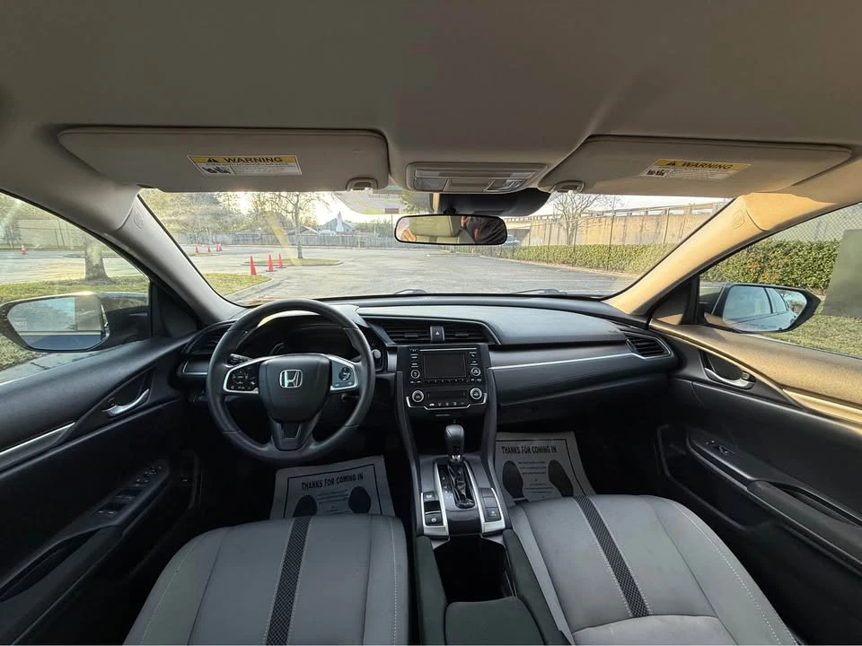 2021 Honda Civic 10th Gen - Image 8 of 11