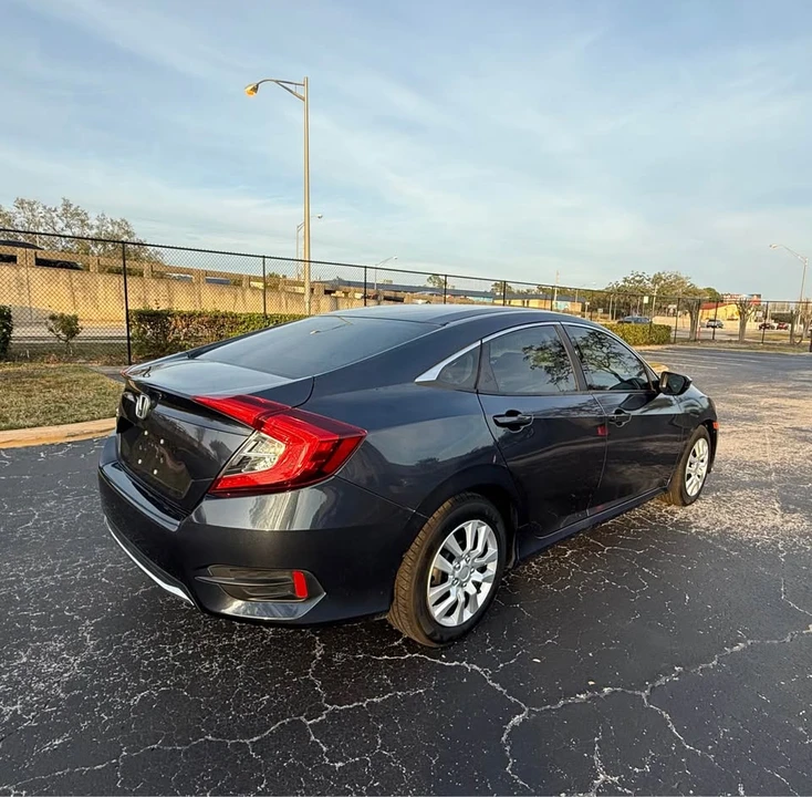2021 Honda Civic 10th Gen - Image 3 of 11