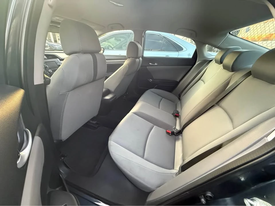 2021 Honda Civic 10th Gen - Image 10 of 11
