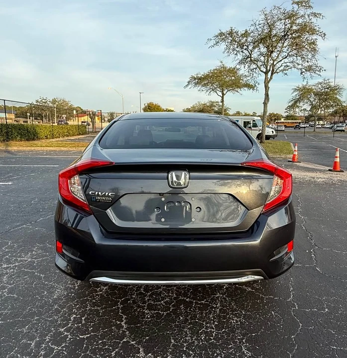 2021 Honda Civic 10th Gen - Image 5 of 11