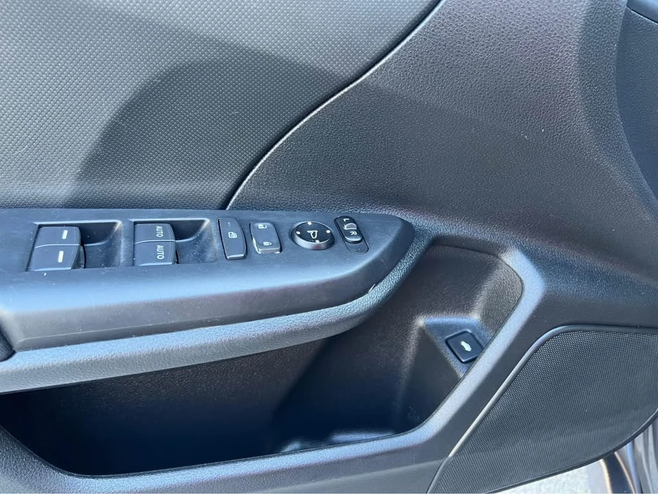 2021 Honda Civic 10th Gen - Image 15 of 17