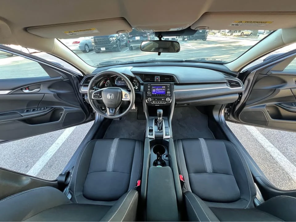 2021 Honda Civic 10th Gen - Image 10 of 17