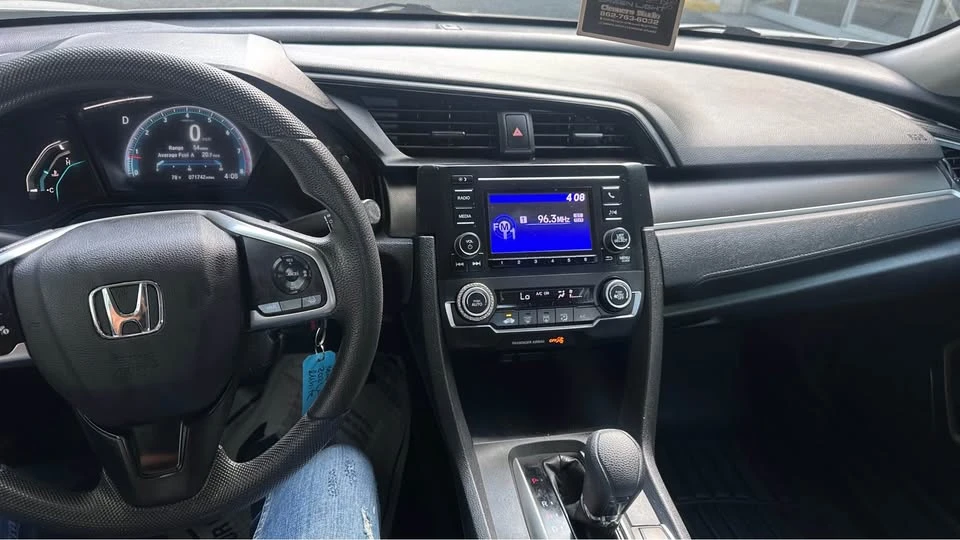 2021 Honda Civic 10th Gen - Image 11 of 16