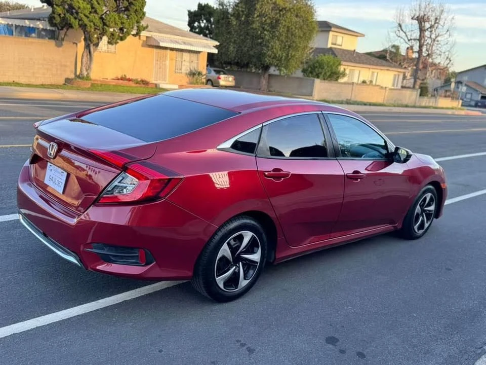 2021 Honda Civic 10th Gen - Image 16 of 20