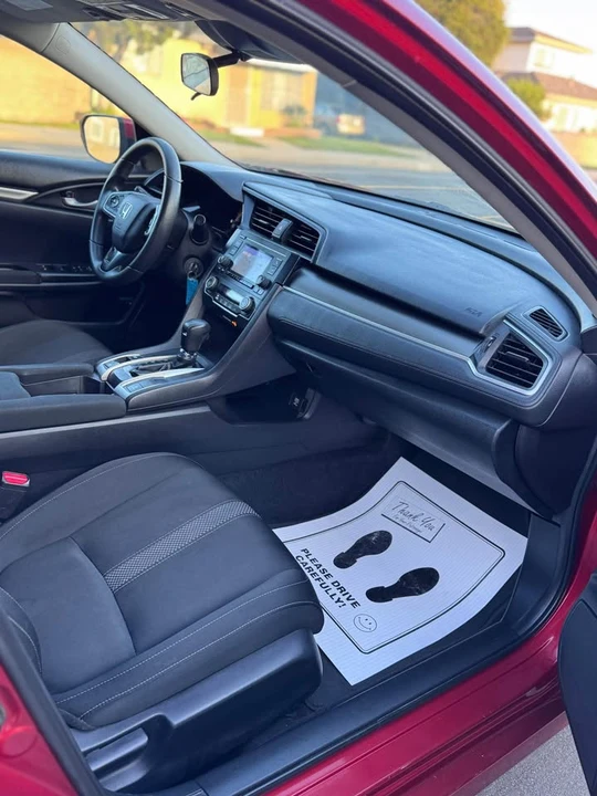 2021 Honda Civic 10th Gen - Image 9 of 20