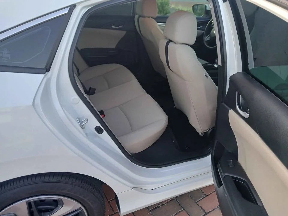 2021 Honda Civic 10th Gen - Image 13 of 16