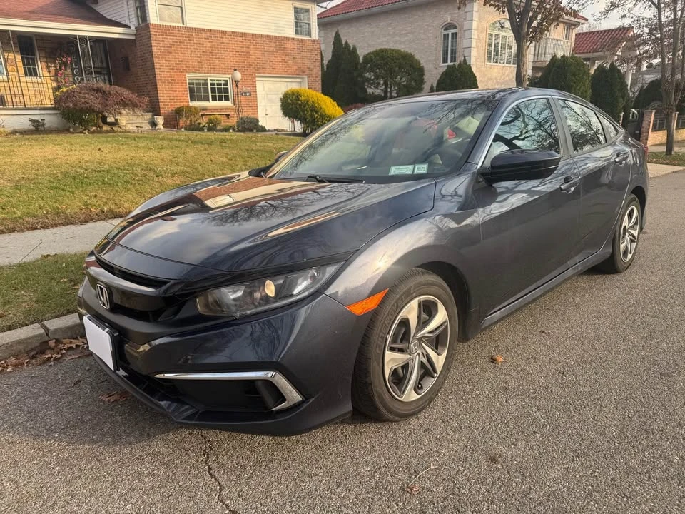 2021 Honda Civic 10th Gen - Image 10 of 14