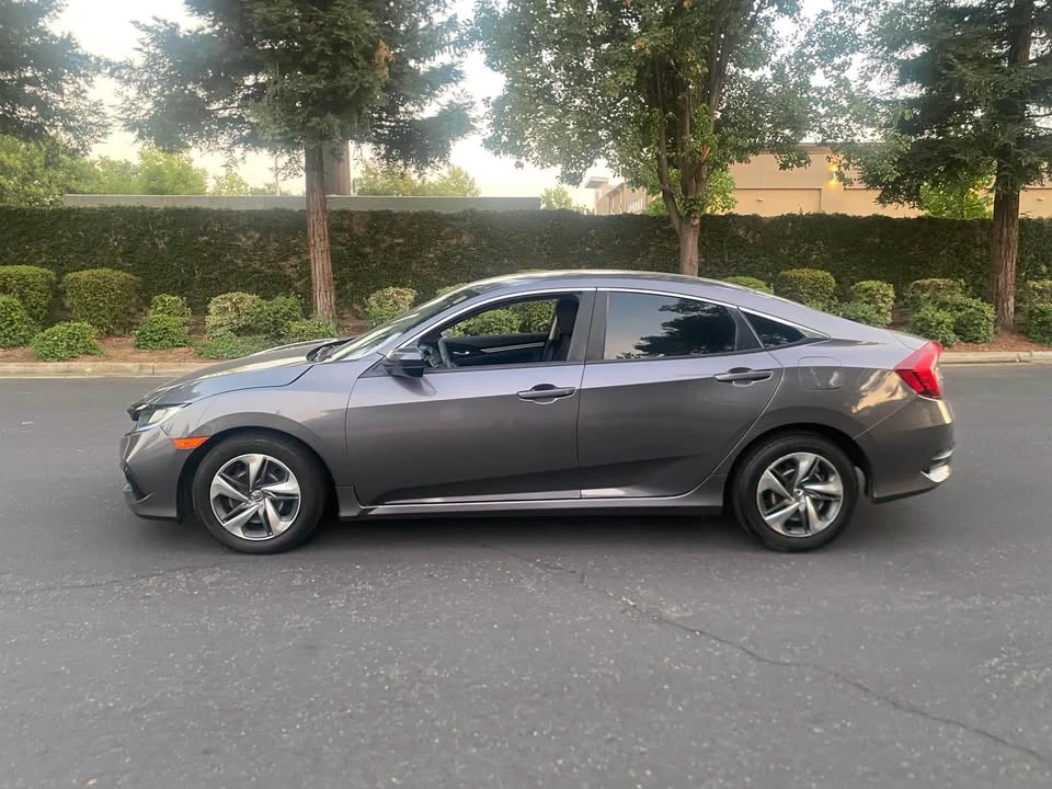 2021 Honda Civic 10th Gen - Image 8 of 15