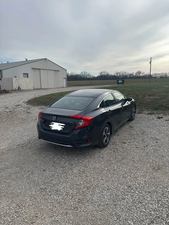 2021 Honda Civic 10th Gen - Image 3 of 6