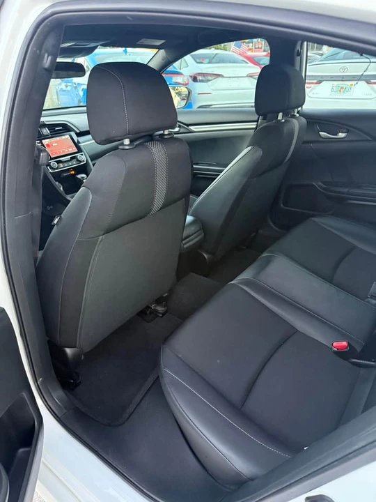 2021 Honda Civic 10th Gen - Image 7 of 8
