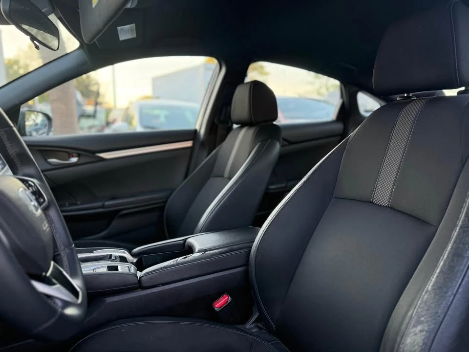 2021 Honda Civic 10th Gen - Image 9 of 13