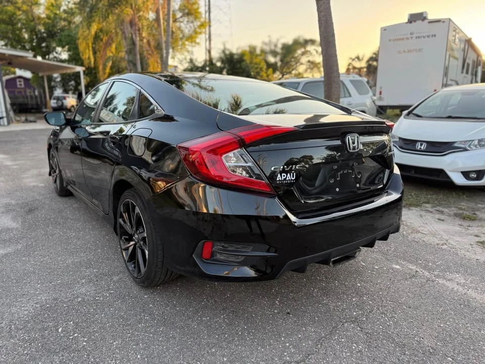2021 Honda Civic 10th Gen - Image 3 of 13