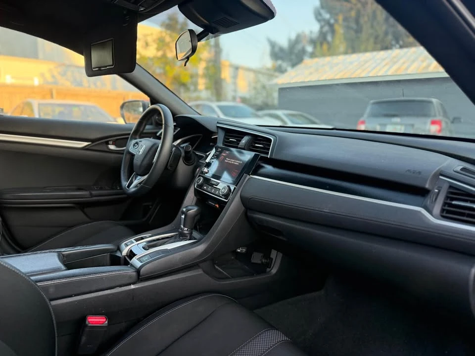 2021 Honda Civic 10th Gen - Image 5 of 13