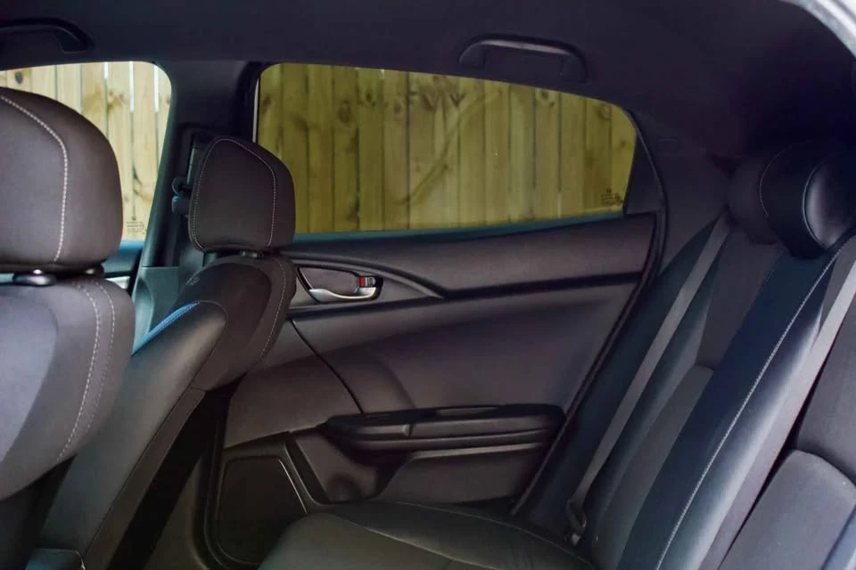 2021 Honda Civic 10th Gen - Image 10 of 13
