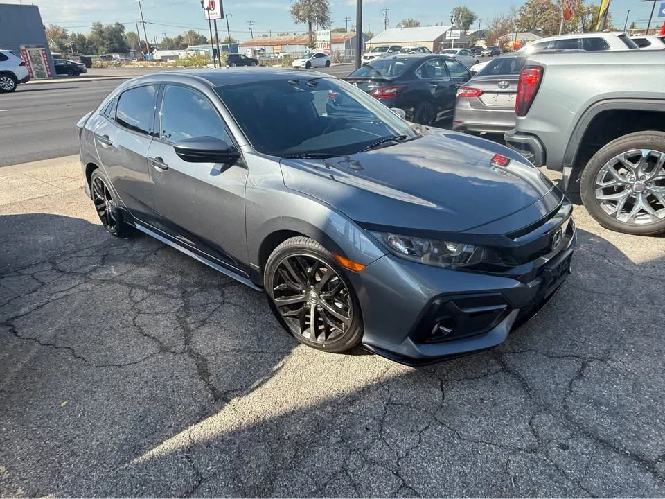 2021 Honda Civic 10th Gen - Image 2 of 11