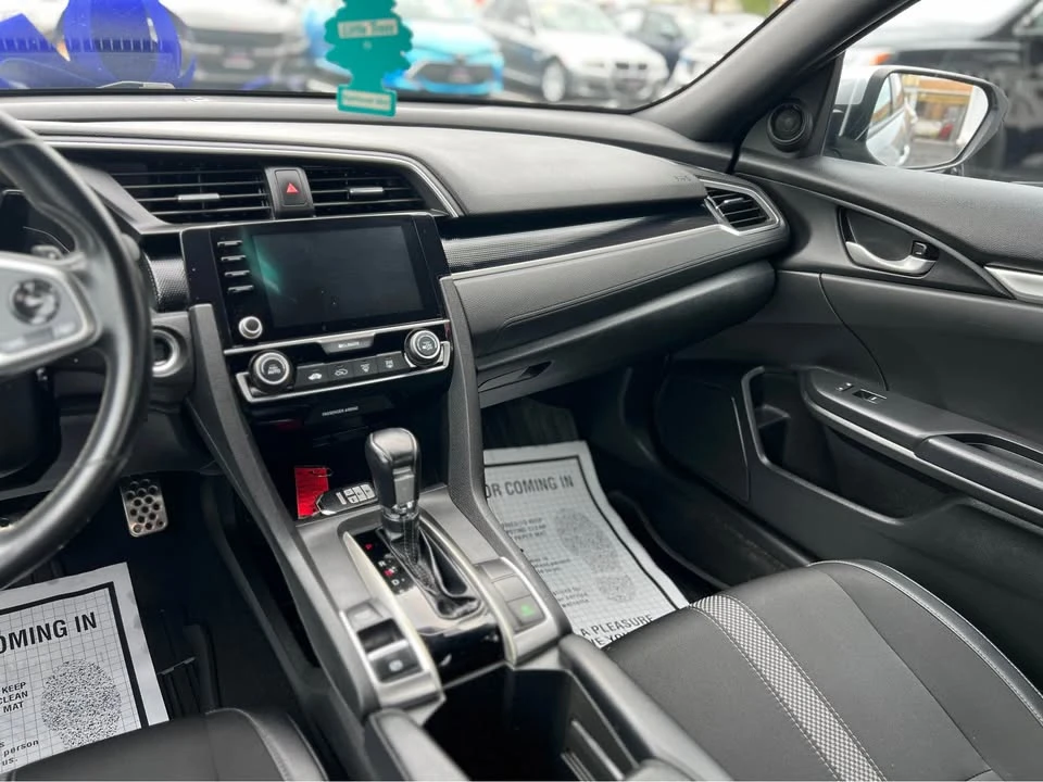 2021 Honda Civic 10th Gen - Image 5 of 18