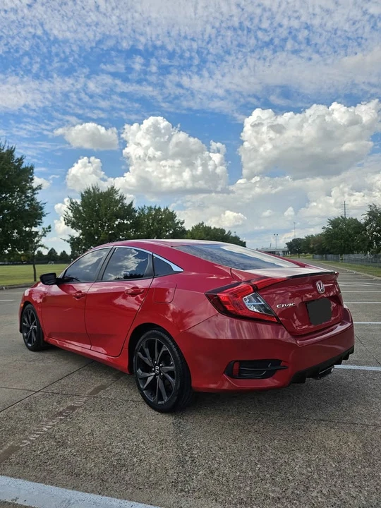 2021 Honda Civic 10th Gen - Image 6 of 15