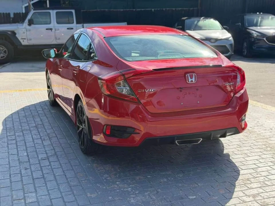 2021 Honda Civic 10th Gen - Image 7 of 18