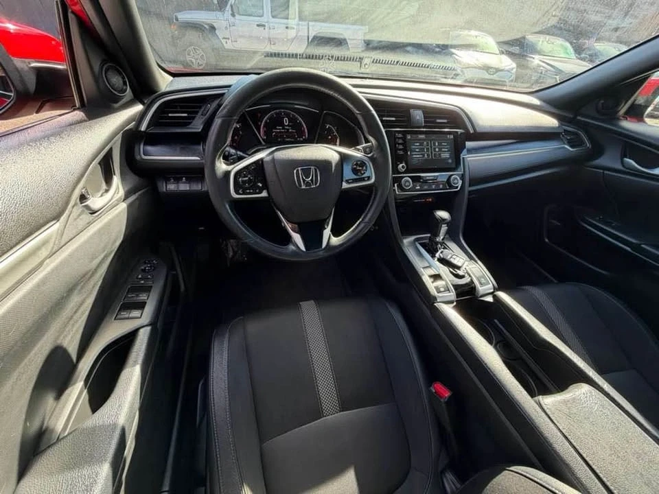 2021 Honda Civic 10th Gen - Image 11 of 18