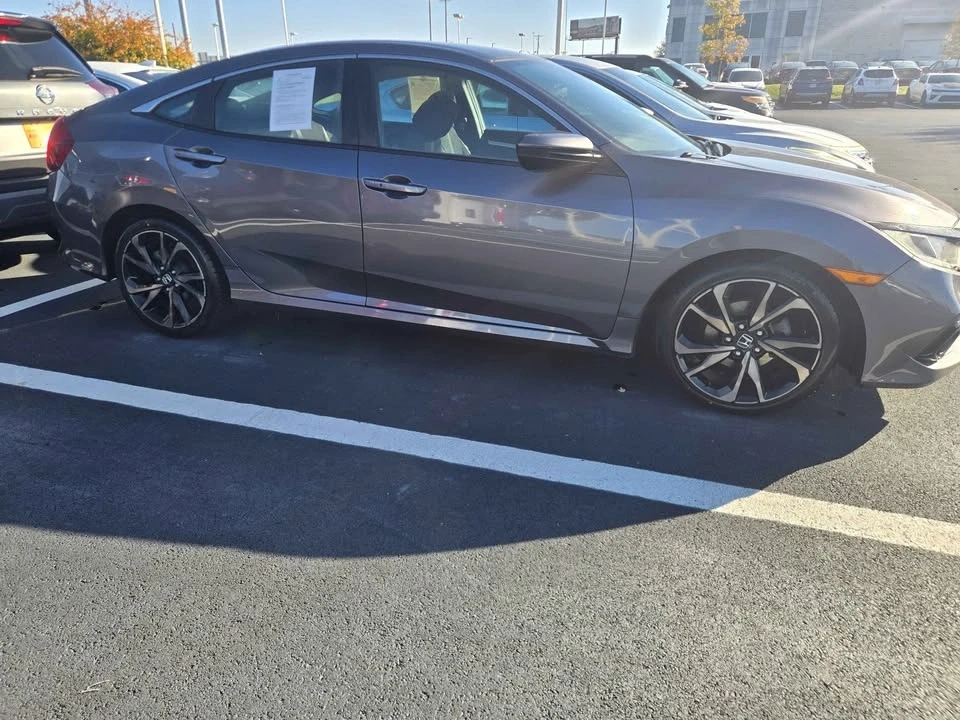 2021 Honda Civic 10th Gen - Image 5 of 11