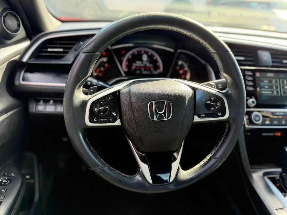 2021 Honda Civic 10th Gen - Image 12 of 18