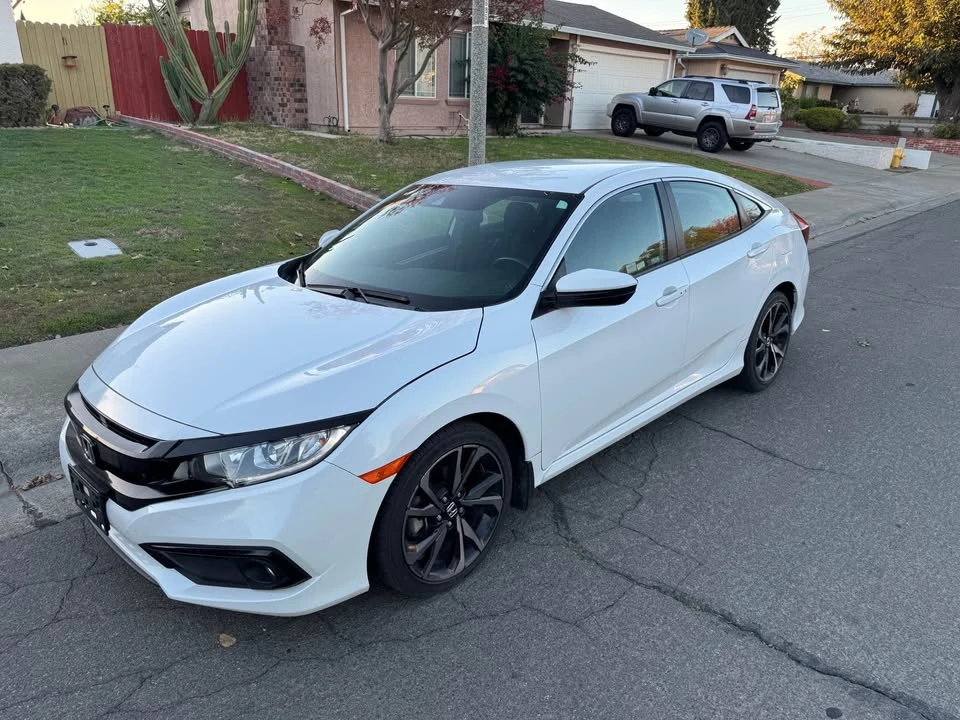 2021 Honda Civic 10th Gen - Image 19 of 20