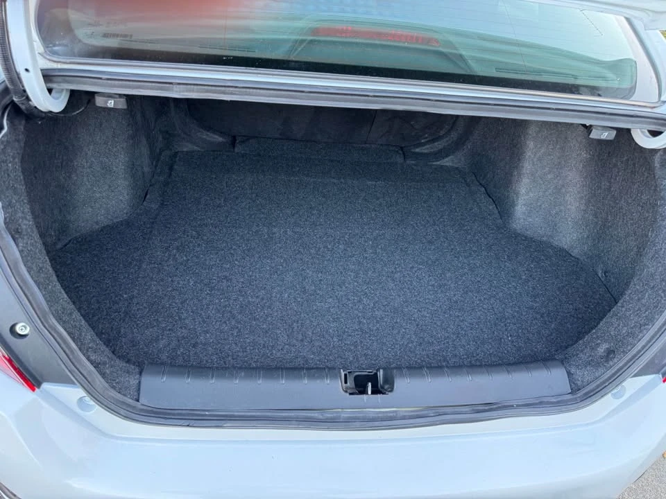 2021 Honda Civic 10th Gen - Image 13 of 20