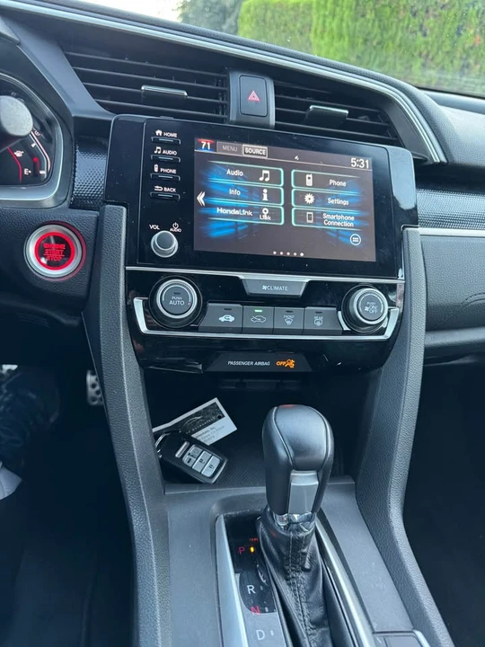 2021 Honda Civic 10th Gen - Image 6 of 20
