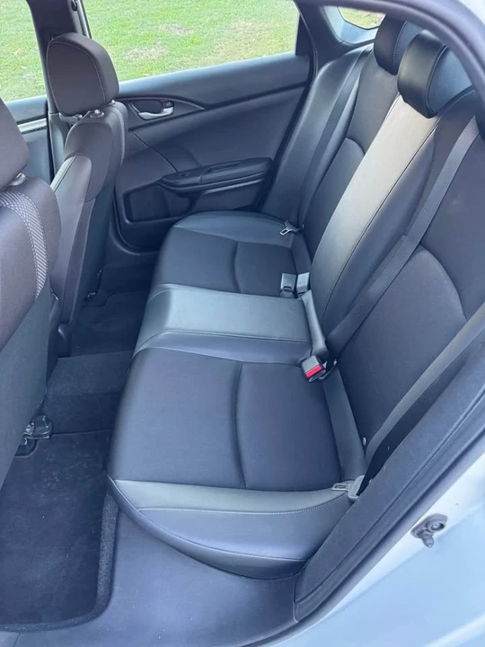 2021 Honda Civic 10th Gen - Image 11 of 20