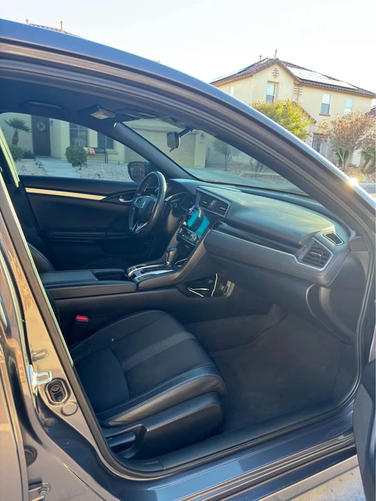 2021 Honda Civic 10th Gen - Image 8 of 9