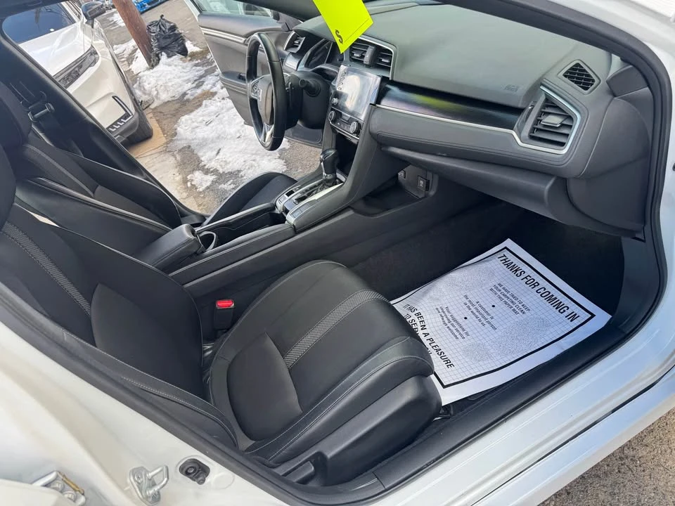 2021 Honda Civic 10th Gen - Image 13 of 16