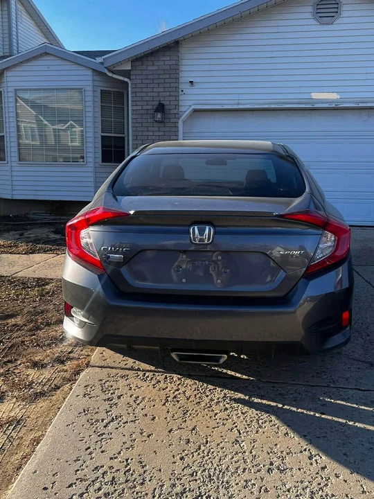 2021 Honda Civic 10th Gen - Image 4 of 12