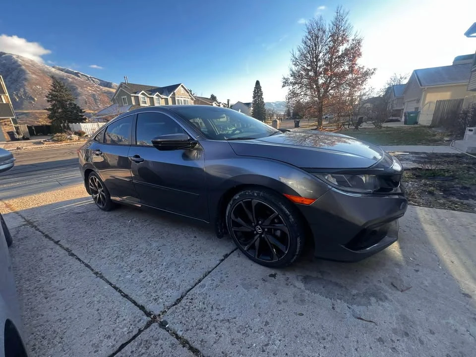 2021 Honda Civic 10th Gen - Image 2 of 12