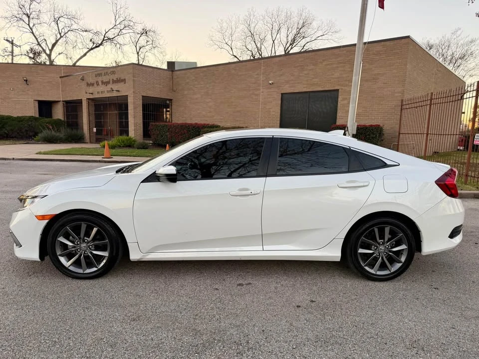 2021 Honda Civic 10th Gen - Image 5 of 8