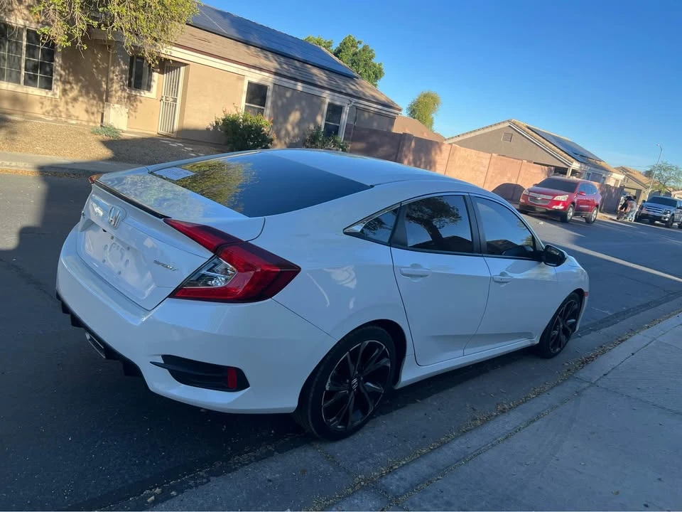2021 Honda Civic 10th Gen - Image 3 of 8