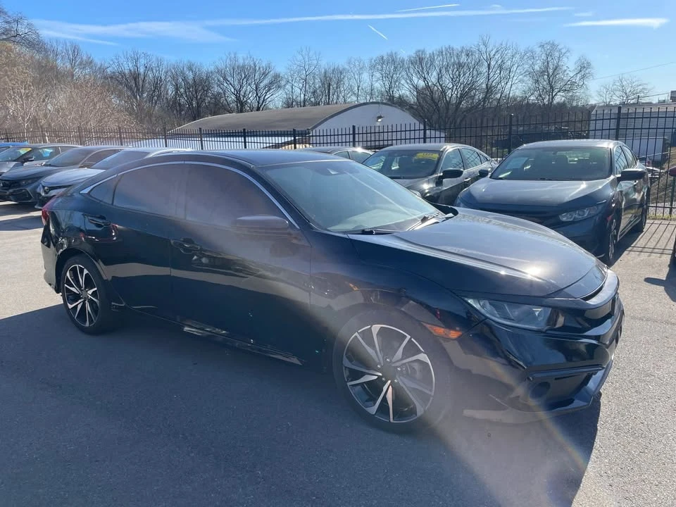 2021 Honda Civic 10th Gen - Image 3 of 10