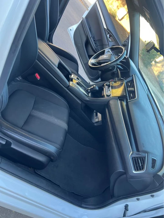 2021 Honda Civic 10th Gen - Image 5 of 8