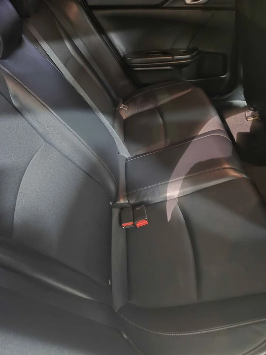 2021 Honda Civic 10th Gen - Image 6 of 11