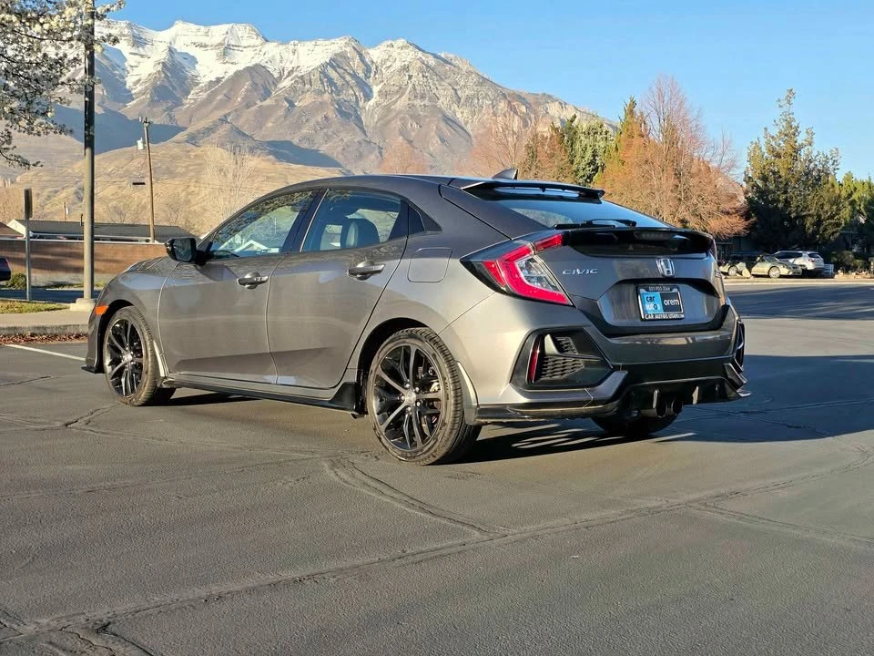 2021 Honda Civic 10th Gen - Image 8 of 16