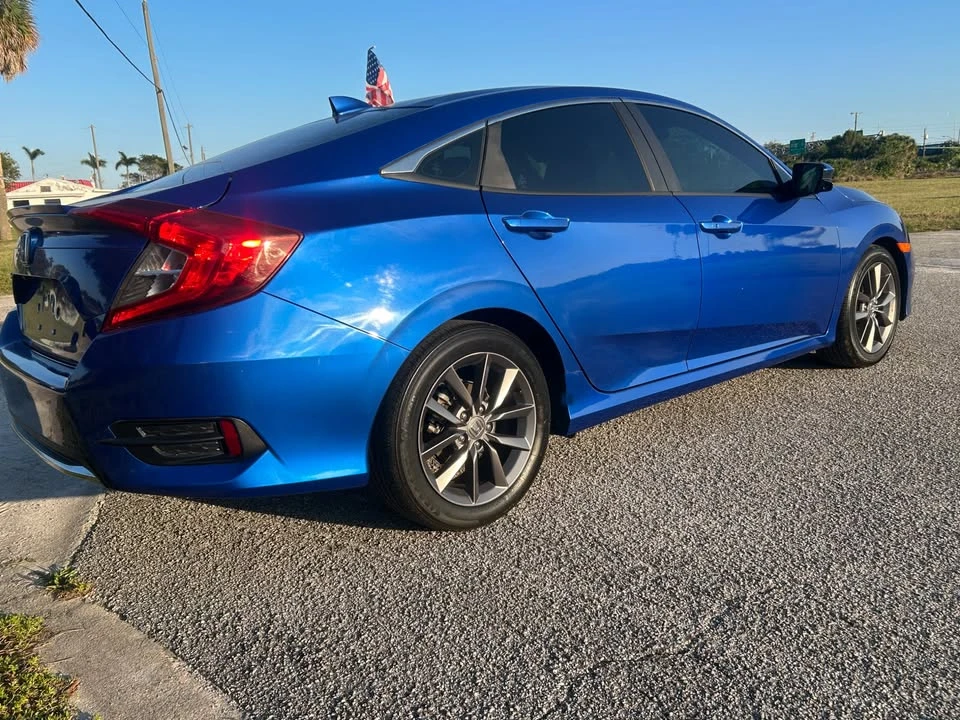 2021 Honda Civic 10th Gen - Image 6 of 13