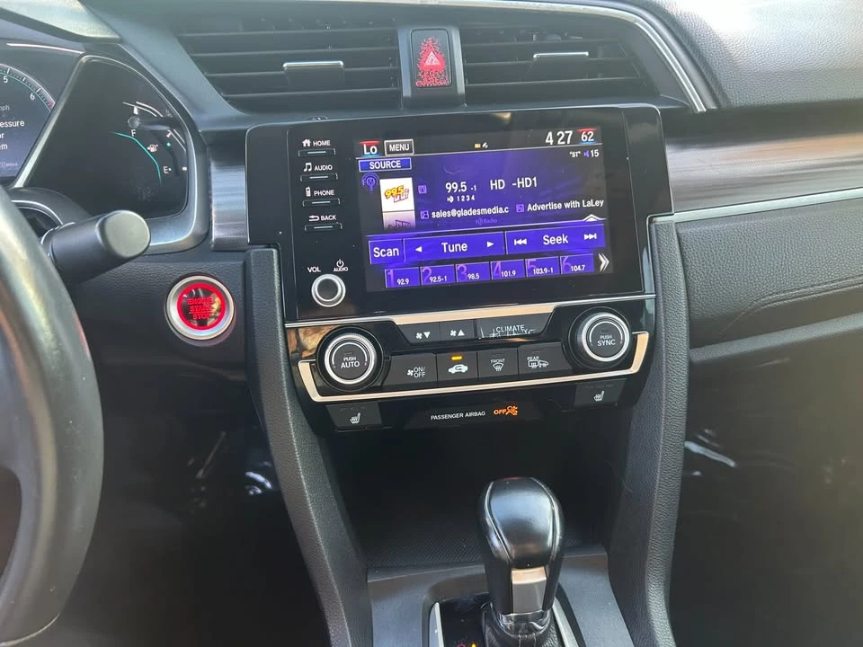 2021 Honda Civic 10th Gen - Image 9 of 13