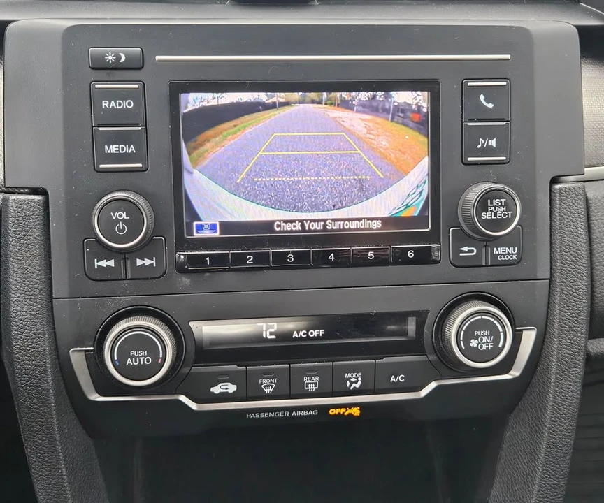 2021 Honda Civic 10th Gen - Image 14 of 18