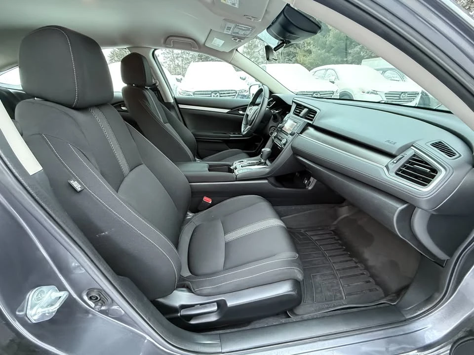 2021 Honda Civic 10th Gen - Image 8 of 18